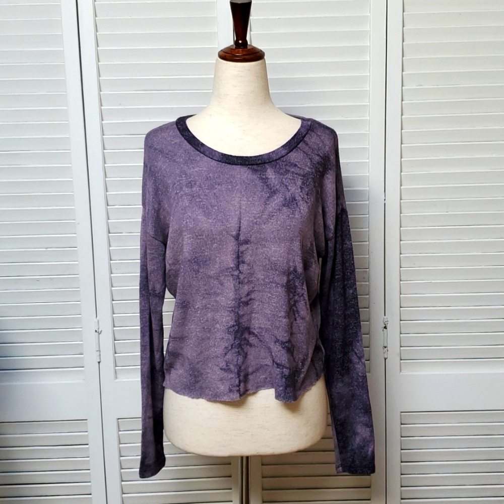 AEO Soft & Sexy Size XS Plush Tye Dye, Raw Hem Top